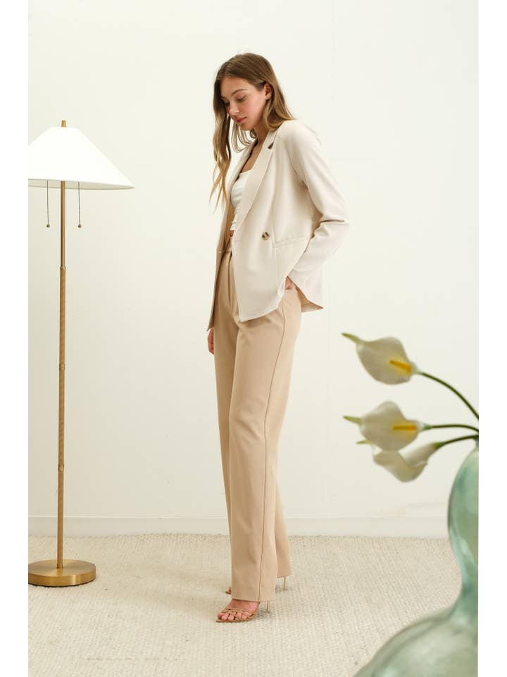 The Workshop Studio - Wholesale Jacket - Women's - SOLID DOUBLE BREASTED JACKET