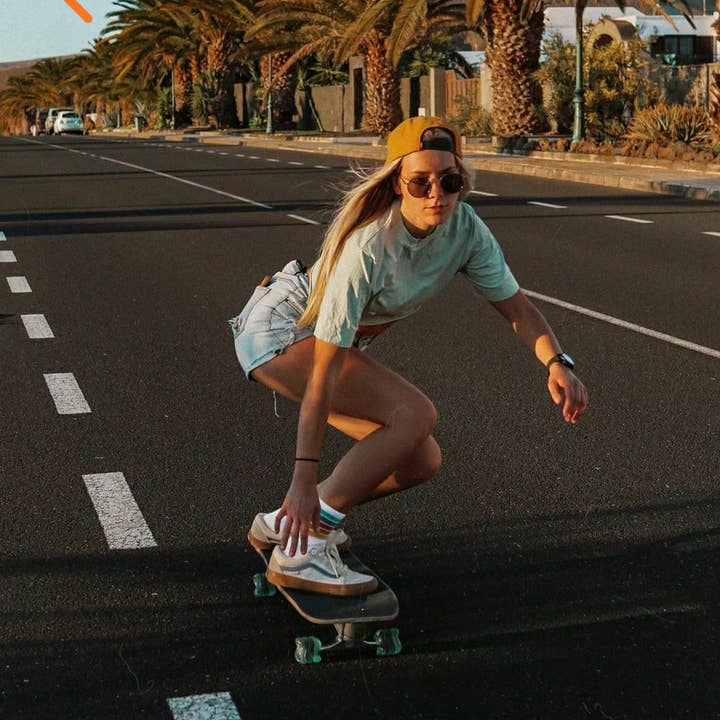 Shark Wheel - Wholesale Sporting Accessories - Shark Old School Cruiser Skateboards5