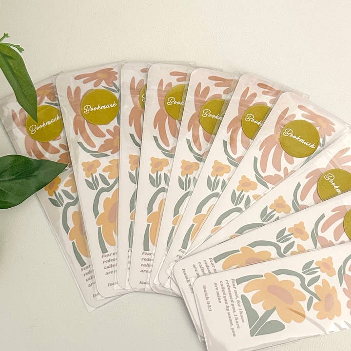 Grow in Grace - Wholesale Bookmark - Isaiah 43:1 Bible verse bookmark4