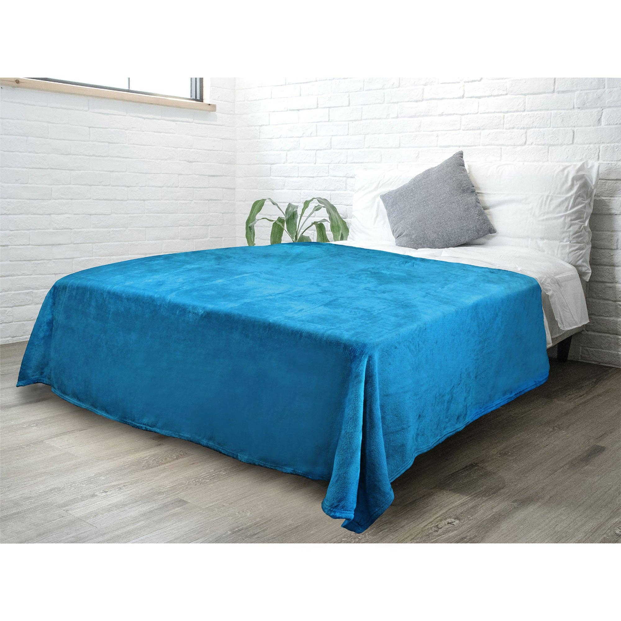 Pavilia - Wholesale Throw Blanket - Classic Fleece Throw Blanket80