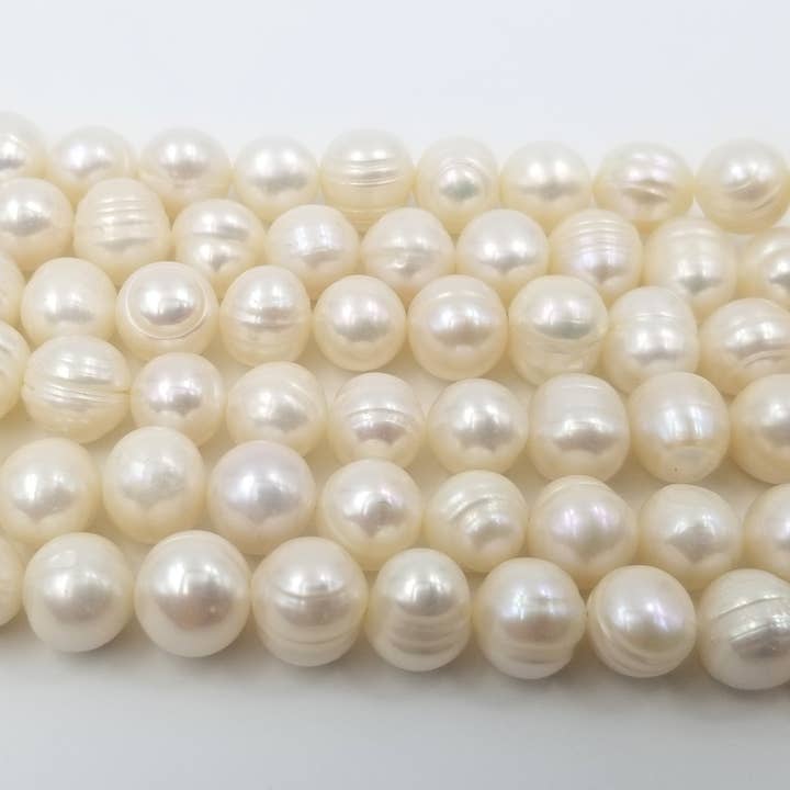 Beads Creation – wholesale Beads – Fresh Water Pearl Center Drill White Nugget Beads PRP3668