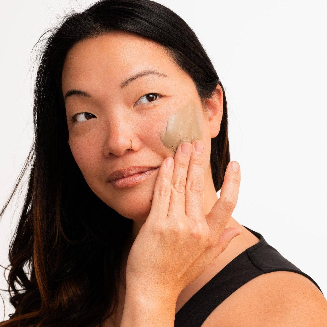 withSimplicity - Wholesale Skincare Face Mask - Honey Face Mask for Acne-Prone Skin | Natural Skincare1