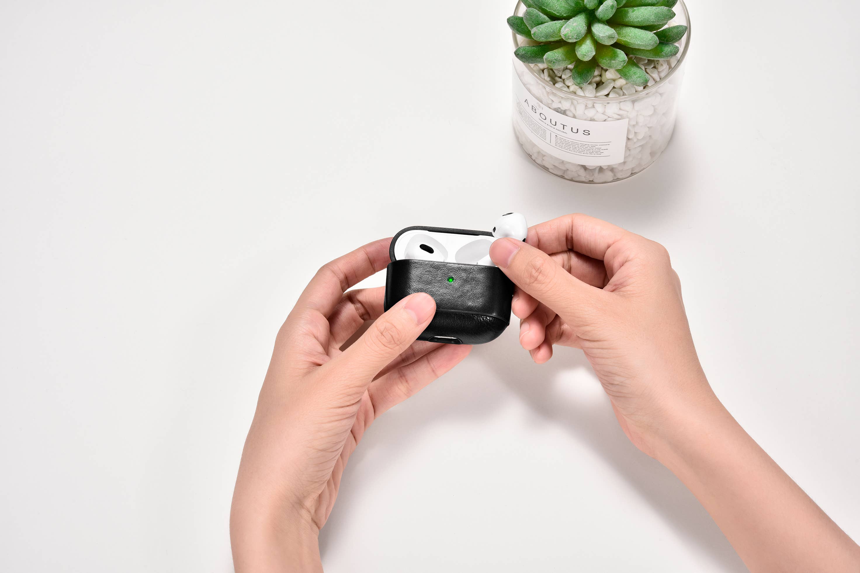 CairPods - Wholesale Earphone/Headphone Case - Unisex - Genuine Cowhide Leather Series AirPods 3 Case8