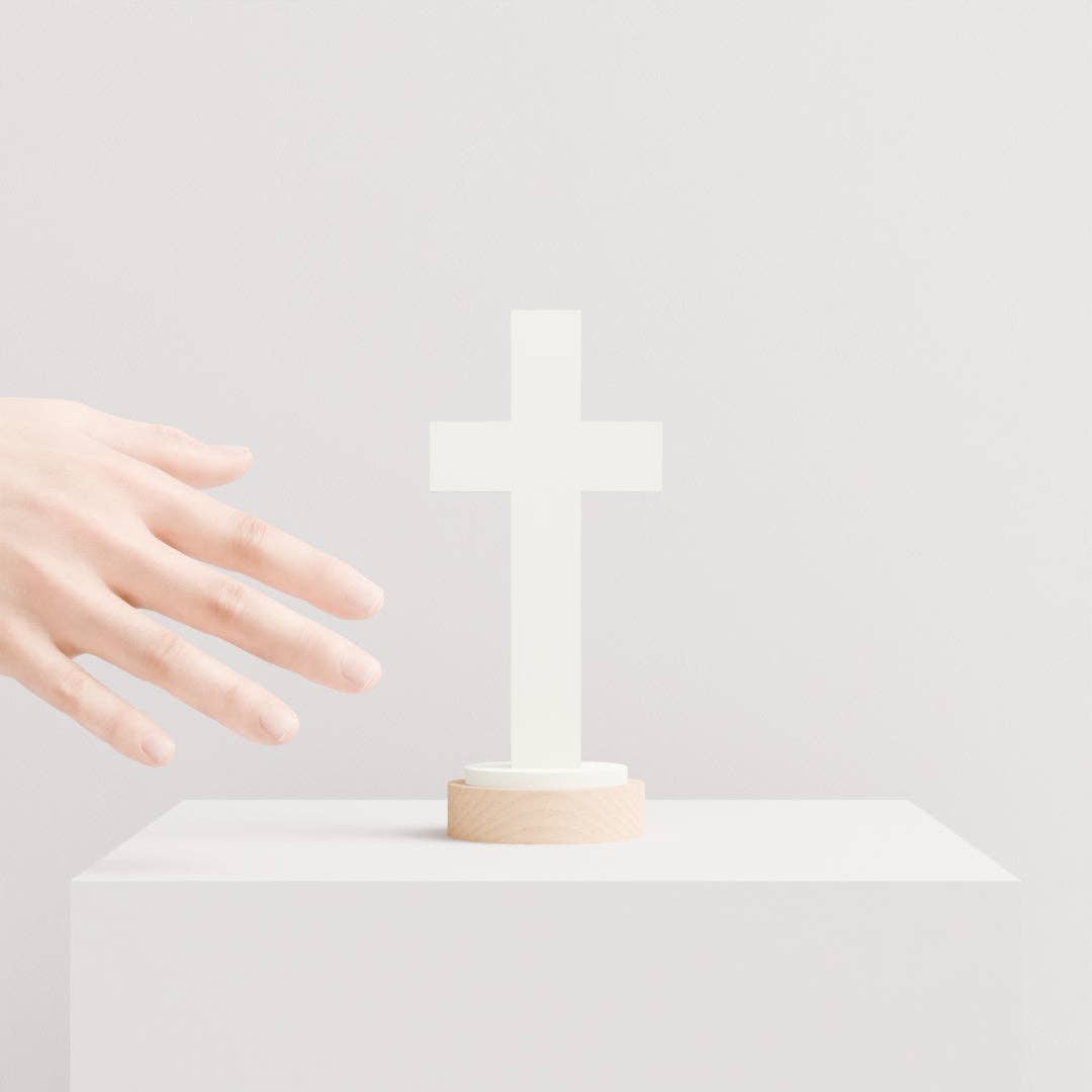 Oratio Nova - Wholesale Decorative Tabletop Object - Grande Croix12