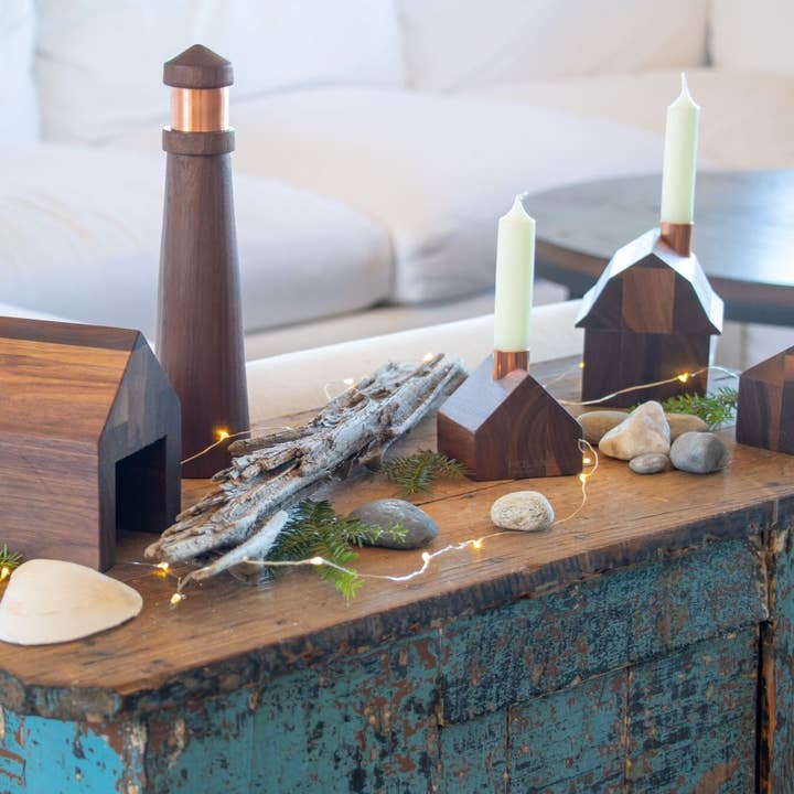 Hauskaa - Wholesale Candle Holder - Saltbox Little Wooden House Handmade Candlestick Holder