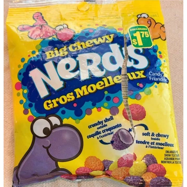 Gros nerds moelleux pour la vente par Echo Sales Canada