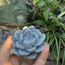 Backyard Stone Art - Vendita all'ingrosso Ornamenti/decorazioni per esterni - Fiore in cemento, ninfea di loto, 7,6 x 3,8 cm4