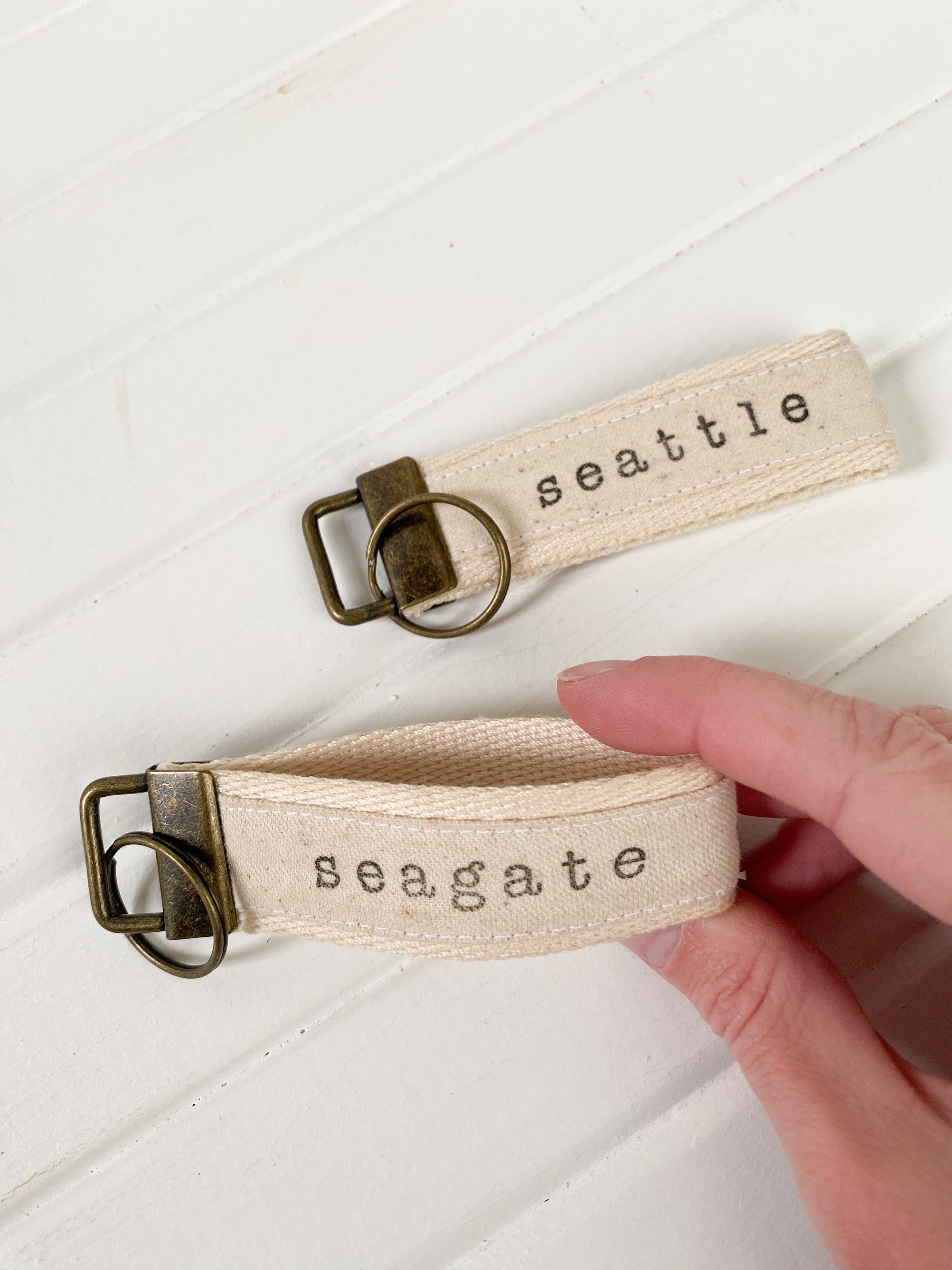 Seagate Studio - Wholesale Keychain - Unisex - Custom Town Name Navy and Red Ticking Canvas Key Fobs1