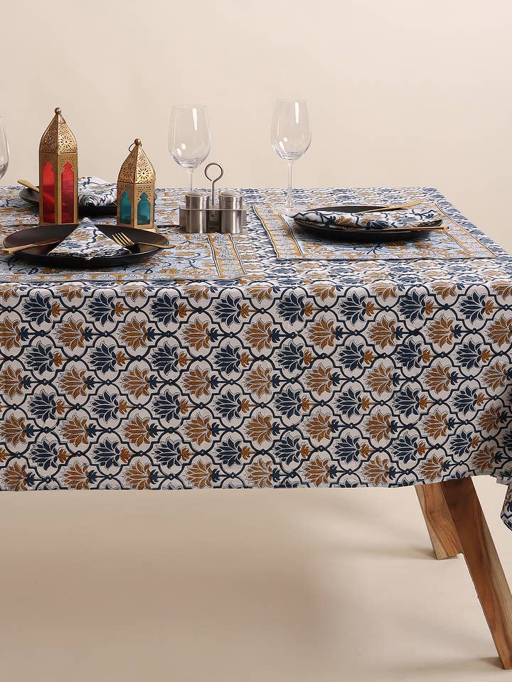 Bloktryk Blomstret Spisebomuldsdug – Blå & Sennep for engroshandel hos Artsy Home