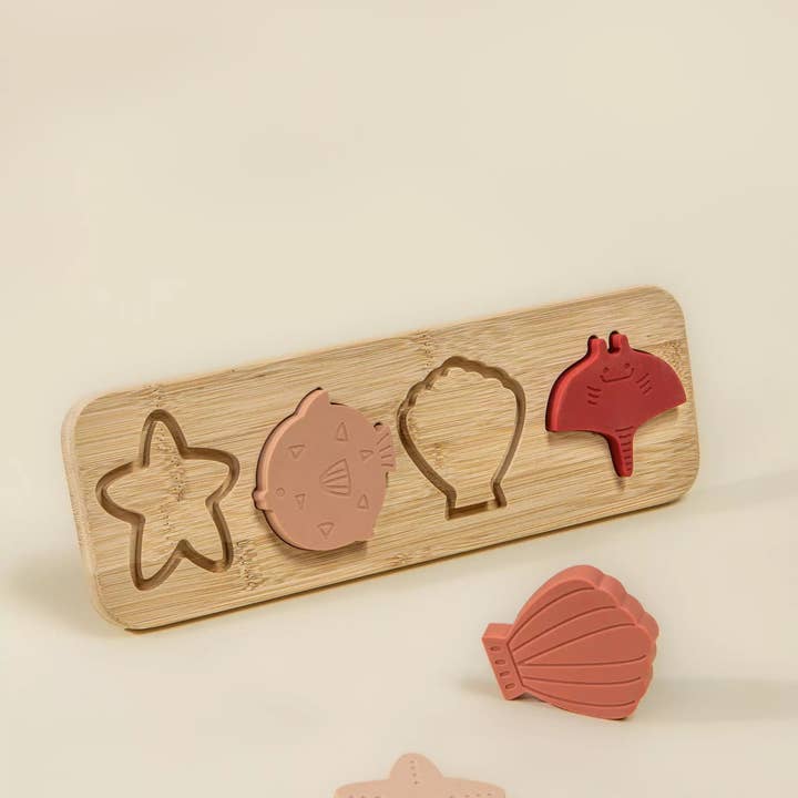 Coco Village - Wholesale Puzzle - Kids - Silicone Puzzle on Wooden Plate - Ocean