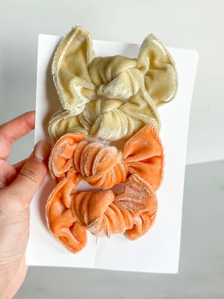 BANANA Knot Piggie set for wholesale by Texas Top Knots