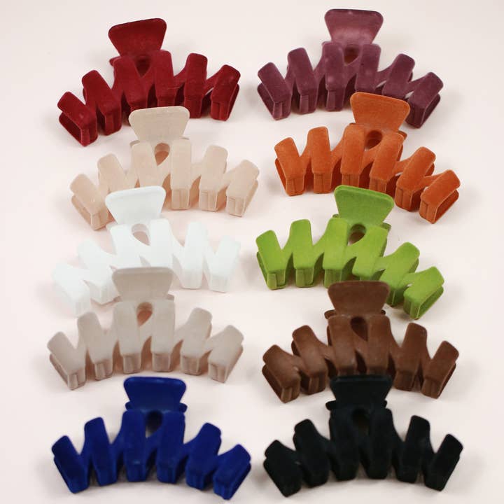 Everly ZigZag Fløjl Klo Clip for engroshandel hos Talis Collection