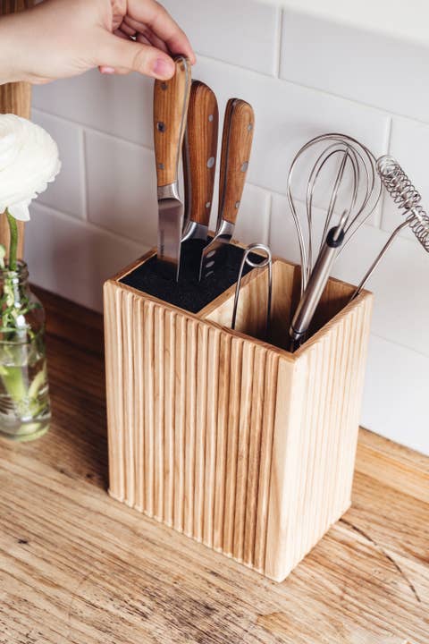 HEIROL - Wholesale Knife Block - KNIFE BLOCK/UTENSIL HOLDER Ashwood1