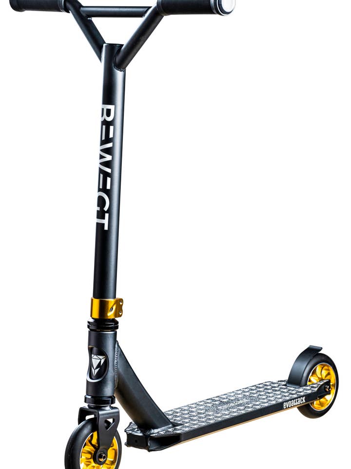 Stuntscooter Evoattack Jr. Black Gold 4-7 years for wholesale by BEWEGT