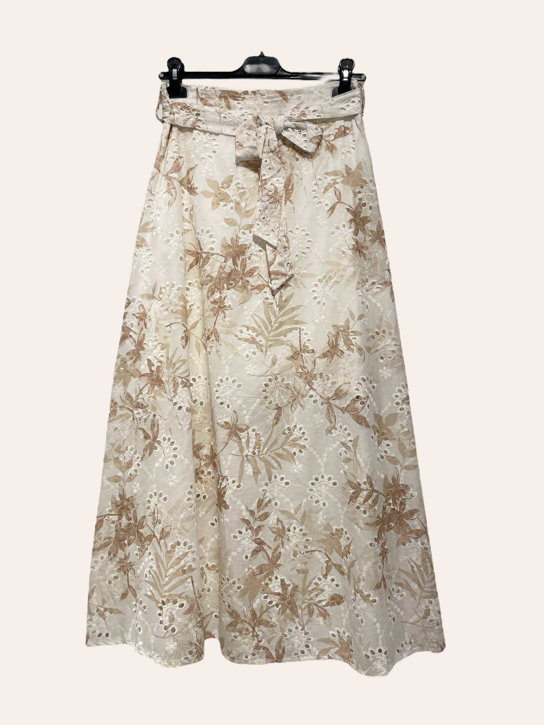 Nota bene - Wholesale Skirt - Women's - Long printed skirt with eyelet embroidery0