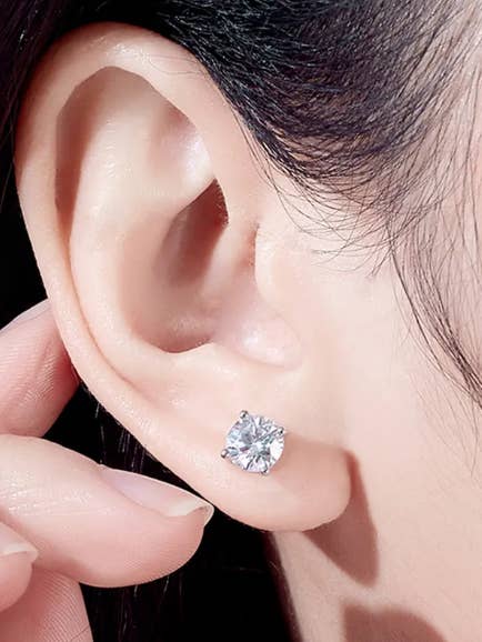 Boucles d'oreilles à tige en zircone cubique (présentoir de comptoir rotatif) pour la vente par etreM