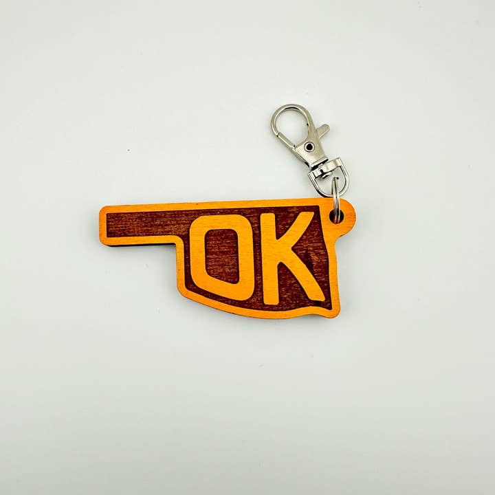 Stone Lion Engraving - Wholesale Keychain - Unisex - Oklahoma Wooden Keychains – Dusty Colors - Pack of 123