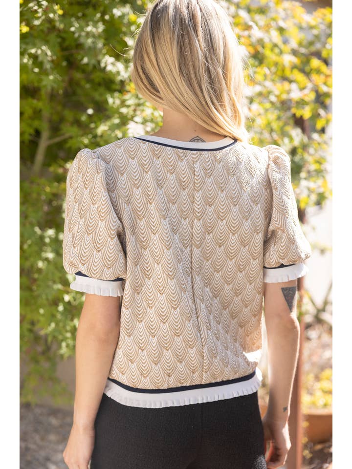 Taupe 35049 Gestreepte Ruffle Band Golvend Patroon Gebreide Top voor groothandel op Faire