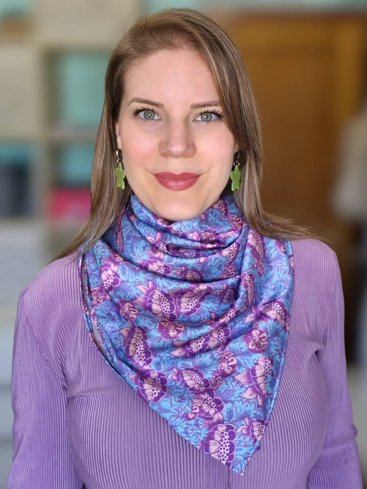 Powerful Flowers Big Scarf para venta al por mayor de Rodal Studio