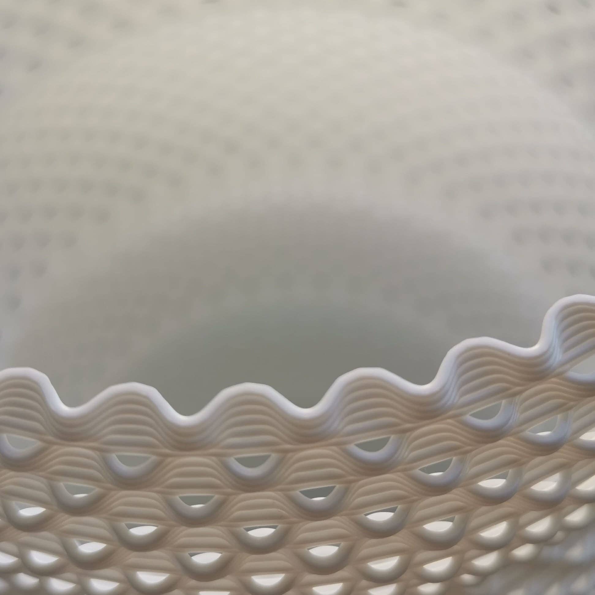 Lampdesign - Wholesale Accent/Desk Lamp - HiveGlow Portable Table Lamp2