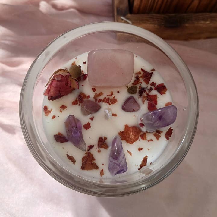 moon and mantras - Wholesale Jar/Filled Candle - Venus Love Goddess Candle with Rose Quartz & Amethyst0
