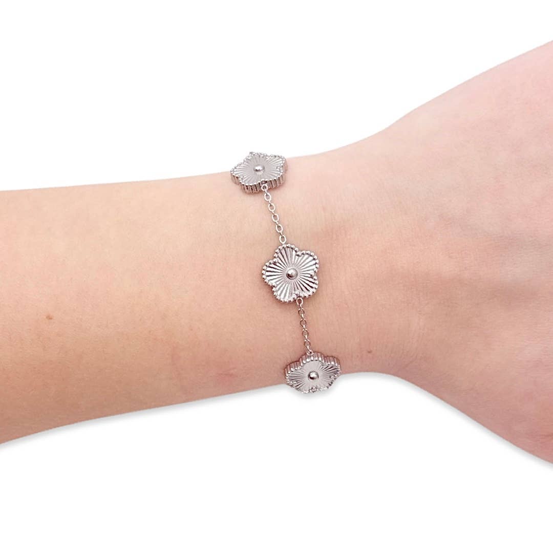 KIKICHIC - Wholesale Charm/Dangle Bracelet - Flower Leaf Bracelet1