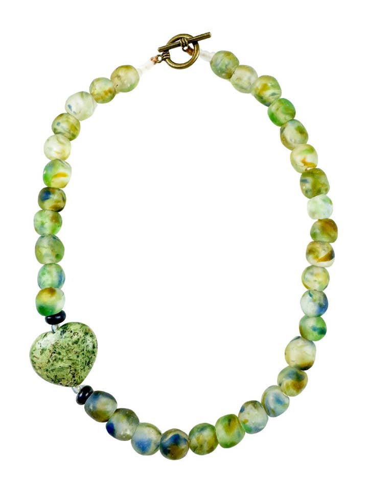 Colar Clássico Coração | Terra por atacado de Twine & Twig