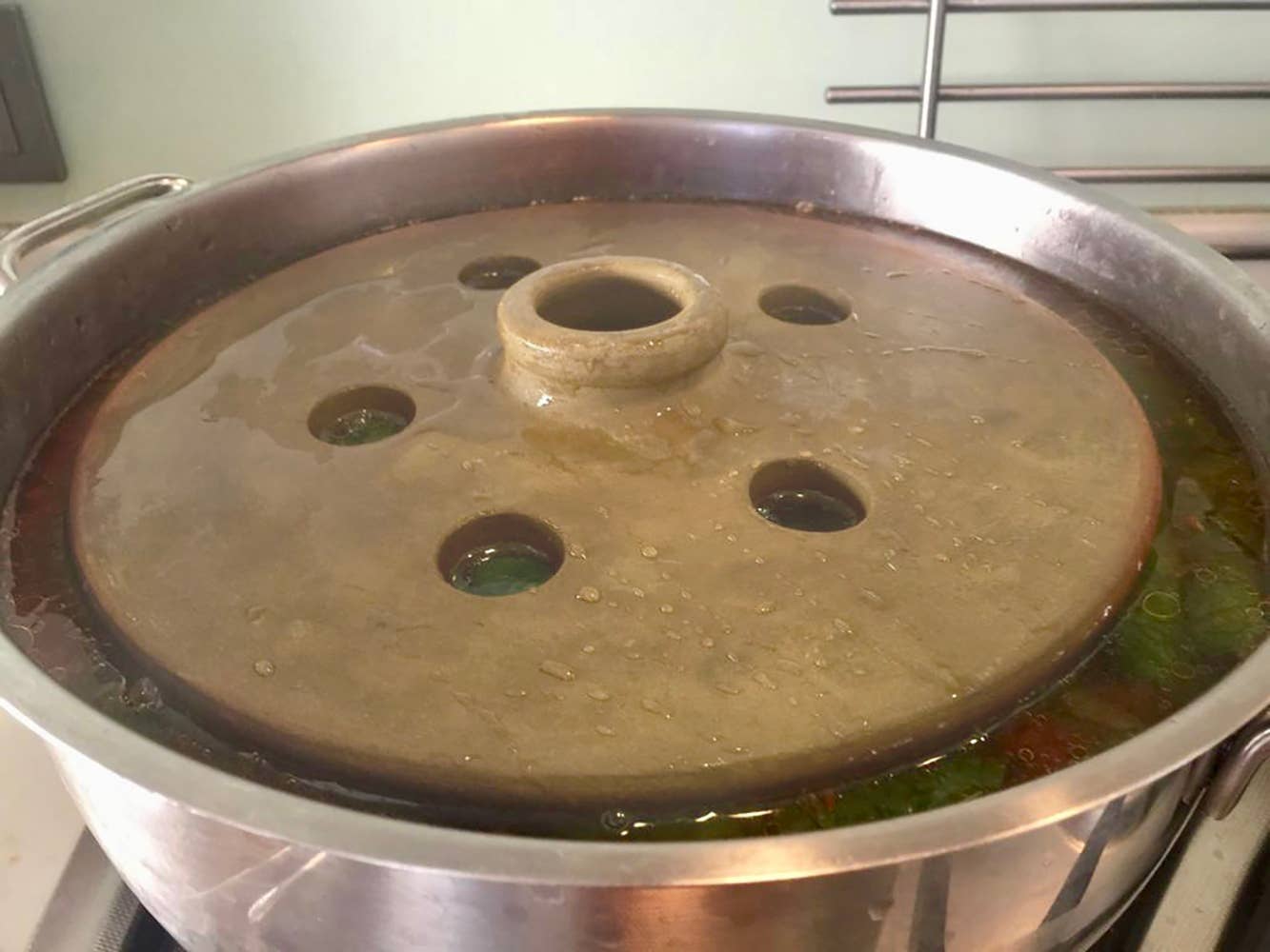 Hakan - Vendita all'ingrosso Utensile/attrezzo da cucina - Coperchio Dolma in terracotta fatto a mano, coperchio arrotolato in foglia d'uva10