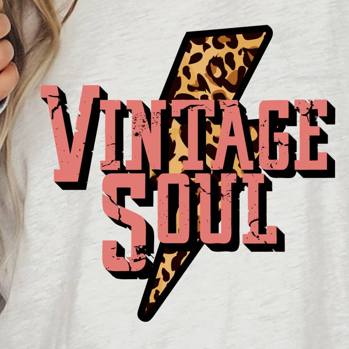 TRANSFERT D'ÂME VINTAGE pour la vente par Sassy and Sublime