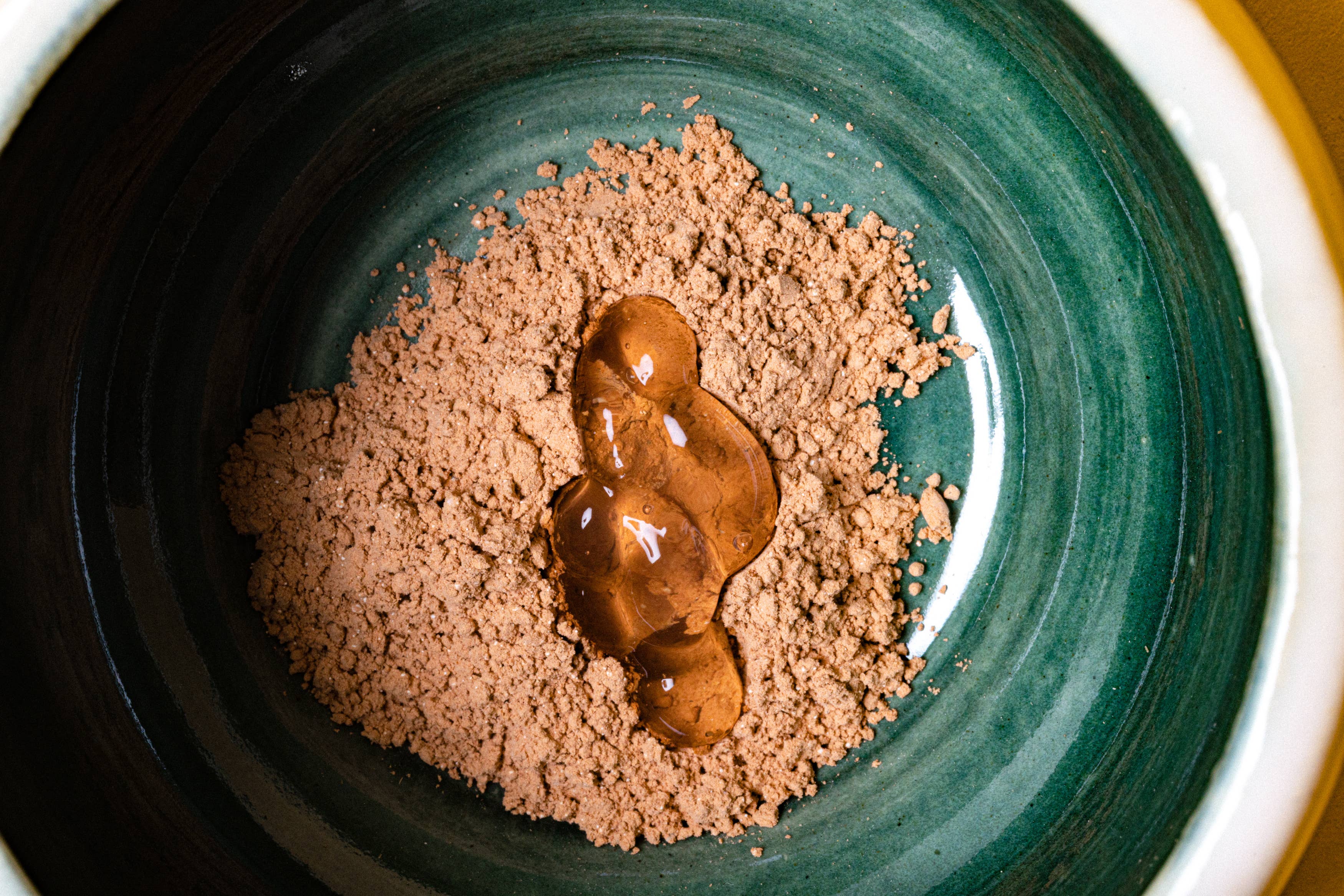 Oxalis Apothecary - Wholesale Skincare Face Mask - Geranium Restorative + Soothing Clay Face Mask 3