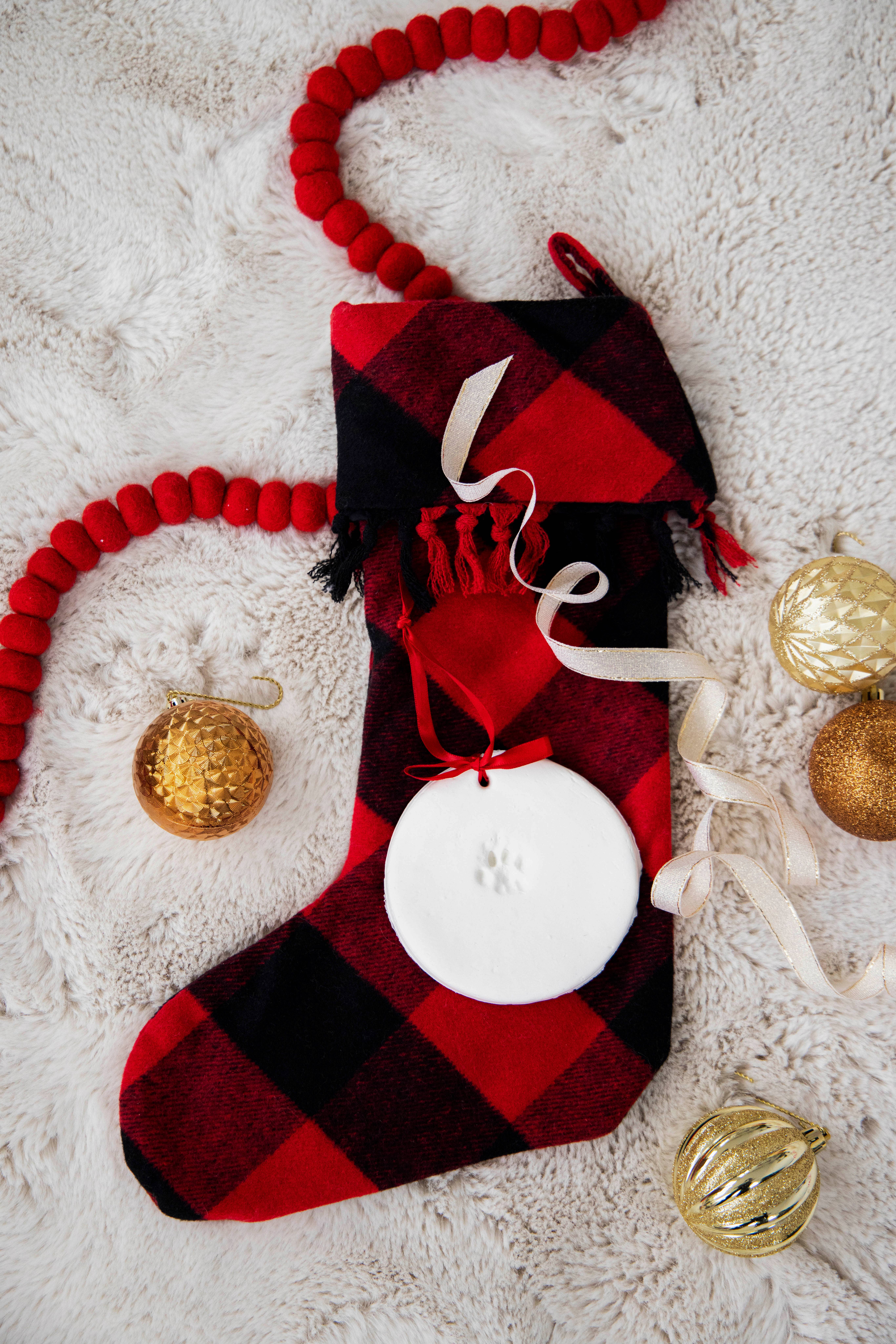 Pearhead - Wholesale DIY Craft Kit - Holiday Pawprints Christmas Ornament Kit, 2 Pack9