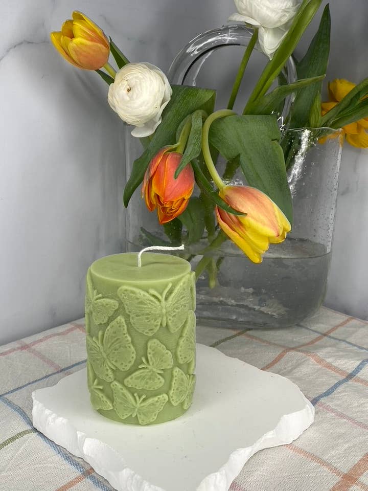 Bougie Spring Pillar pour la vente par LitwLilit