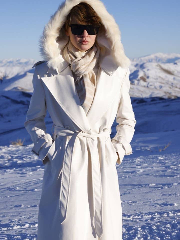 Tiger Shawl Ecru-Beige voor wholesale door Mohair&Angora