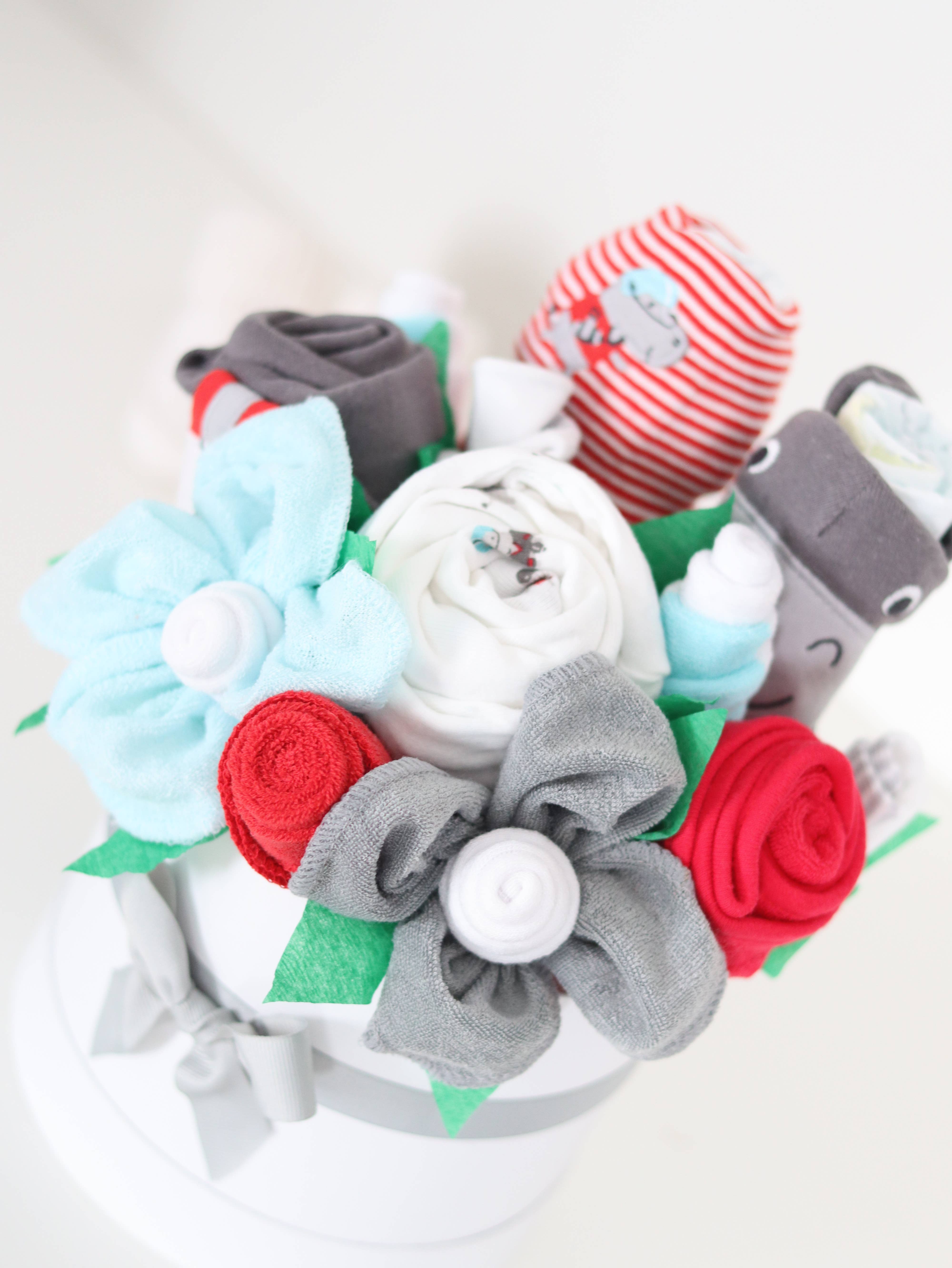 Baby Blossom Company – Caixa/conjunto de presente para nova mãe por atacado – Caixa de Presente para Bebé Menino Bouquet de Flores - Pequeno Novato2