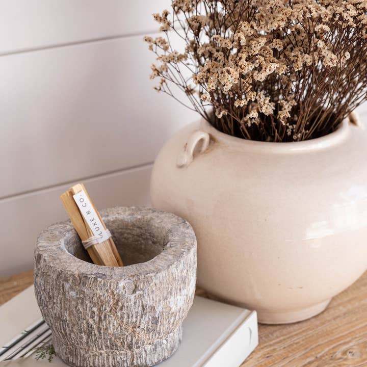 Luxe B Co - Wholesale Plant Pot - Cream Glazed Vintage Inspired Pot2