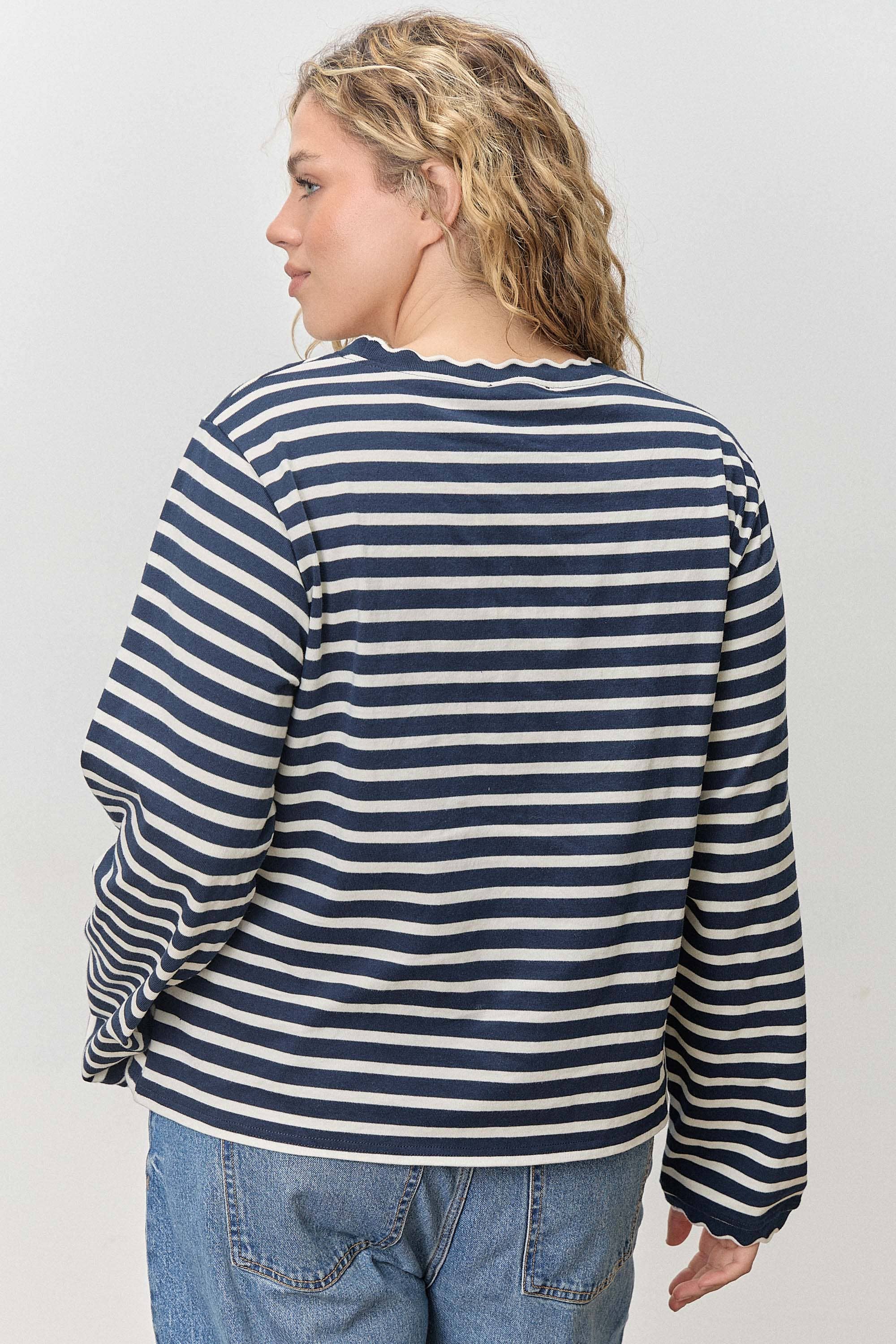 Polagram by Wellmade USA – wholesale Blouse – Women’s – (PLUS) STRIPE LONG SLEEVE TOP WITH WAVY NECKLINE6