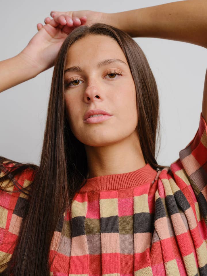 The Endery – wholesale Knitted jumper – Women′s – Anni Grid Plaited Tee - Solar Flare2