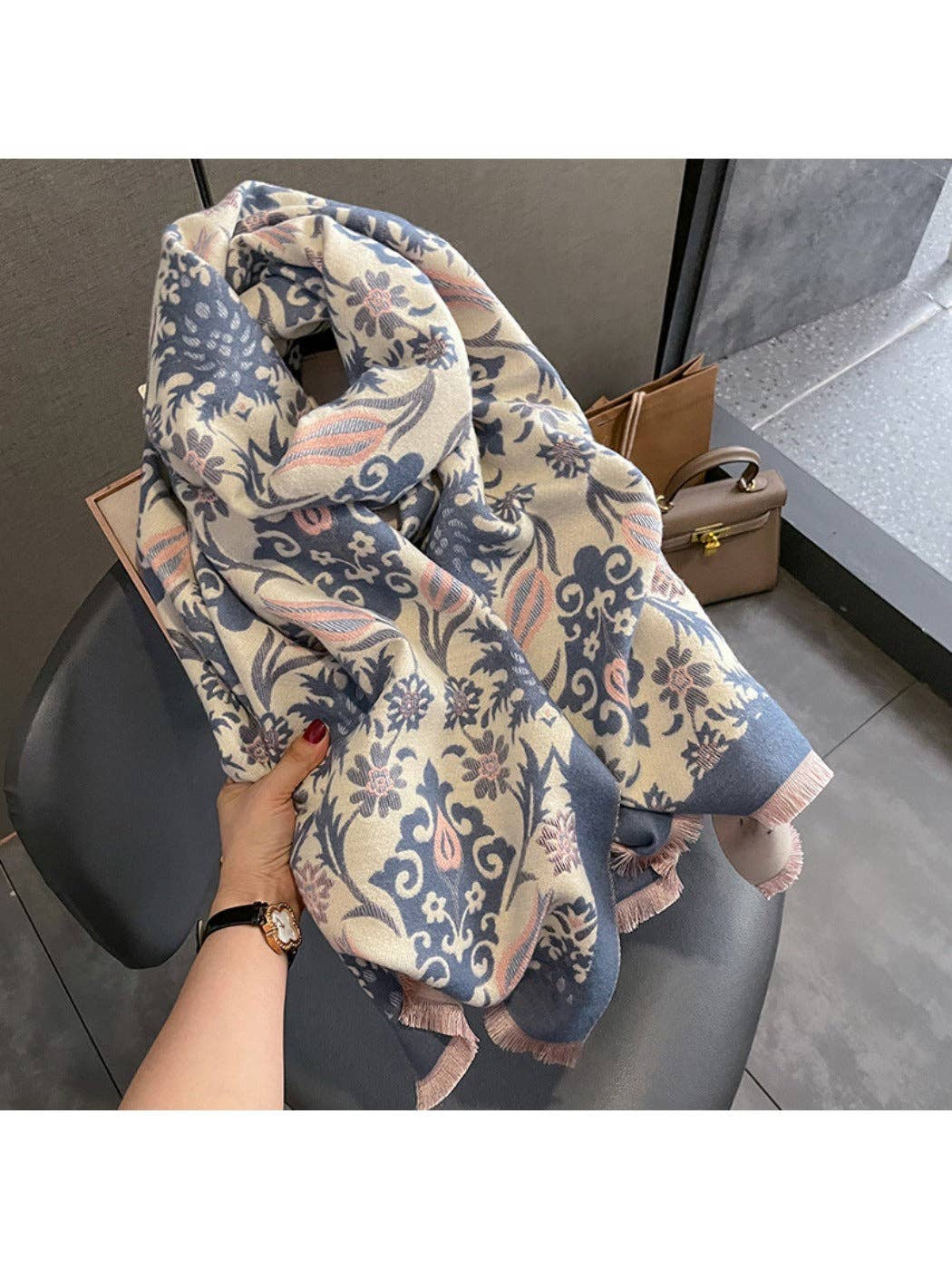 Funkyrel® Atzbranding Limited - Wholesale Scarf - Women's - Scarvii - Winter Paisley Scarf for Women12