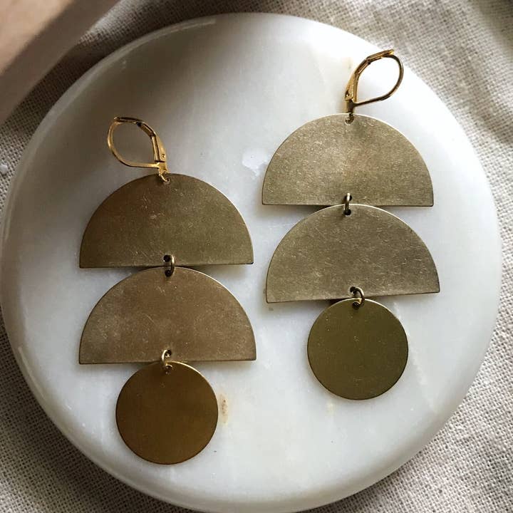 Håbefulde Horizon øreringe (stor) for engroshandel hos Melissa Jenkins Designs