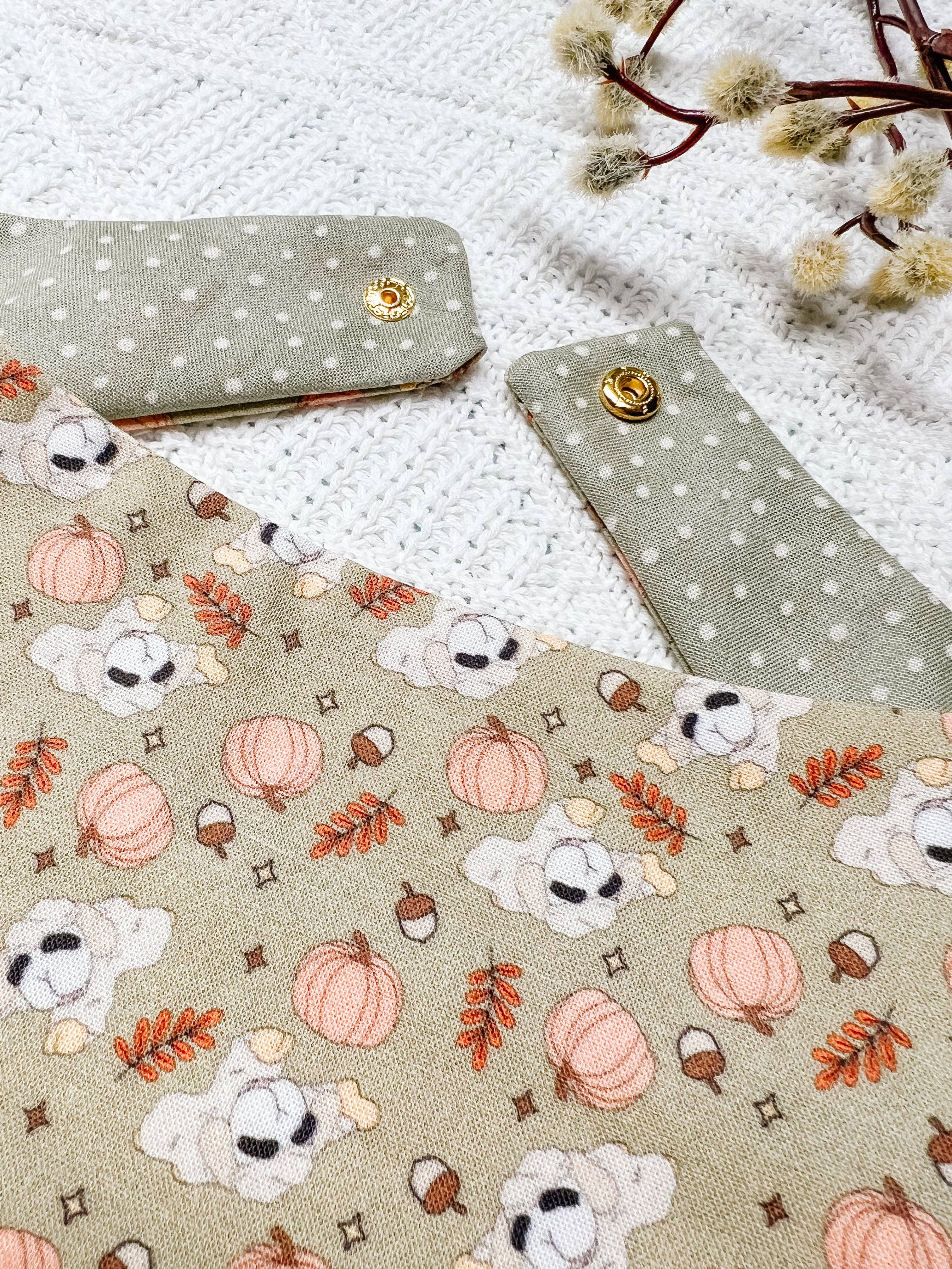 StellaLoo - Wholesale Pet Bandana - Dog - Fall Lamb Reversible Dog Bandana, Pumpkin Snap On Pet Scarfs3