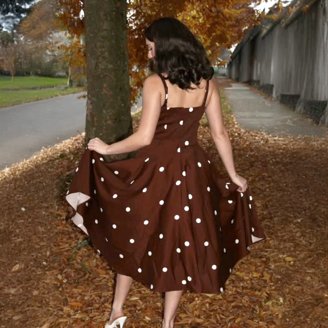 Tatyana Clothing - Vente Robe – femme - Robe midi Peggy évasée inspirée rétro24