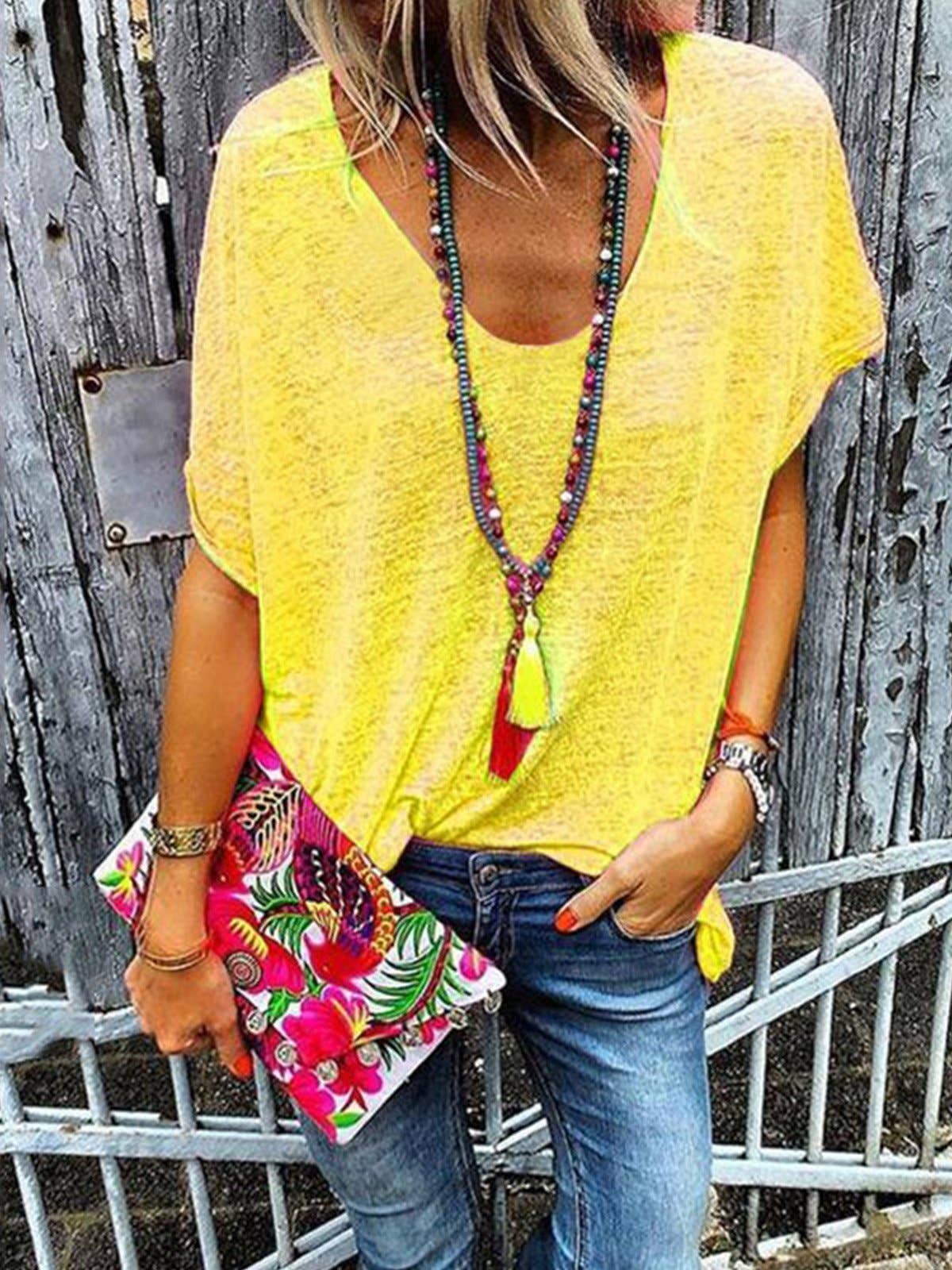 Tourtiwi - Vendita all'ingrosso Maglietta - Donna - T-shirt da donna a maniche corte con scollo a V color caramella3