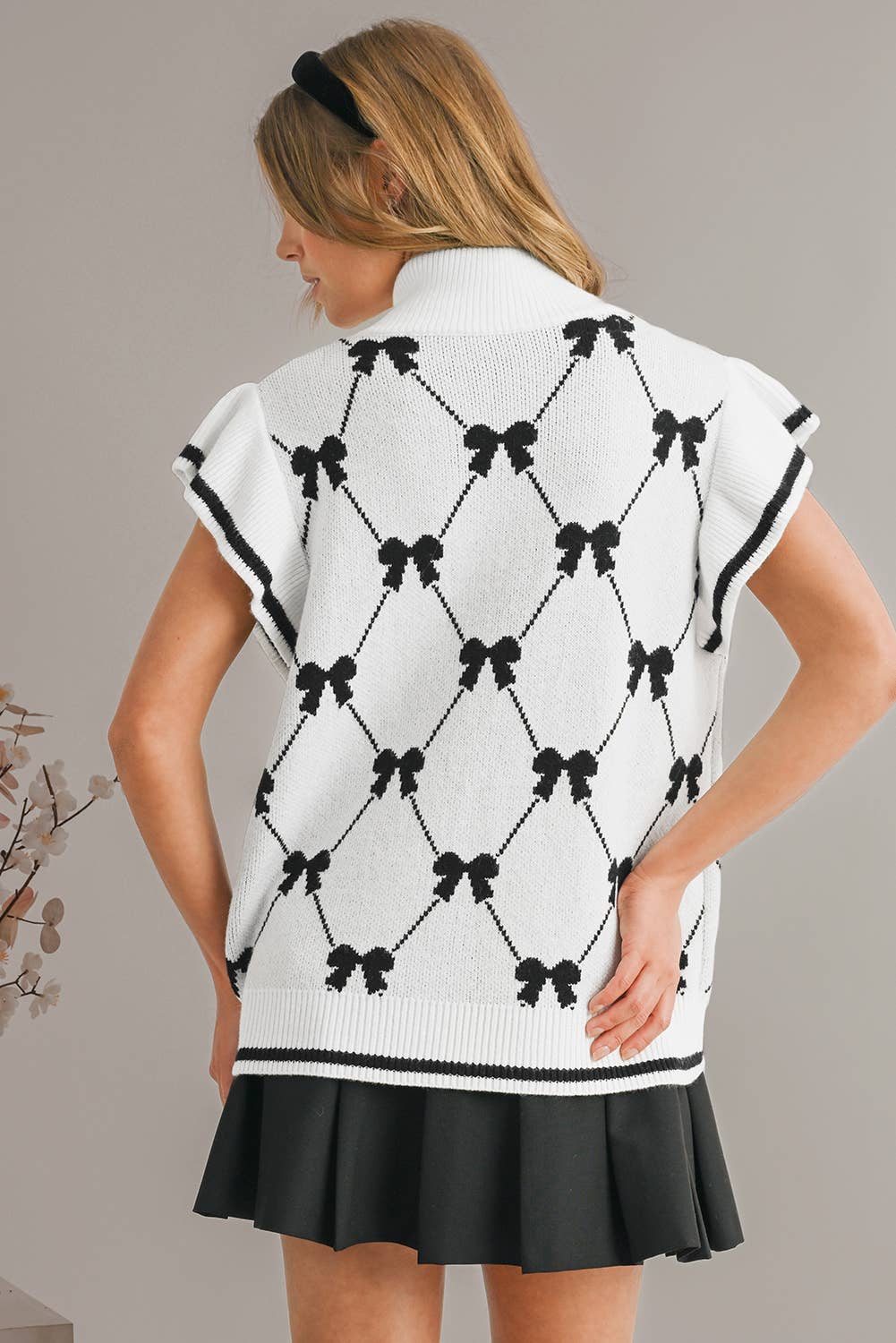 Aapparella - Wholesale Knit Sweater - Women's - Bow Checkered Print Zipper Front Ruffled Sweater | S-XL2