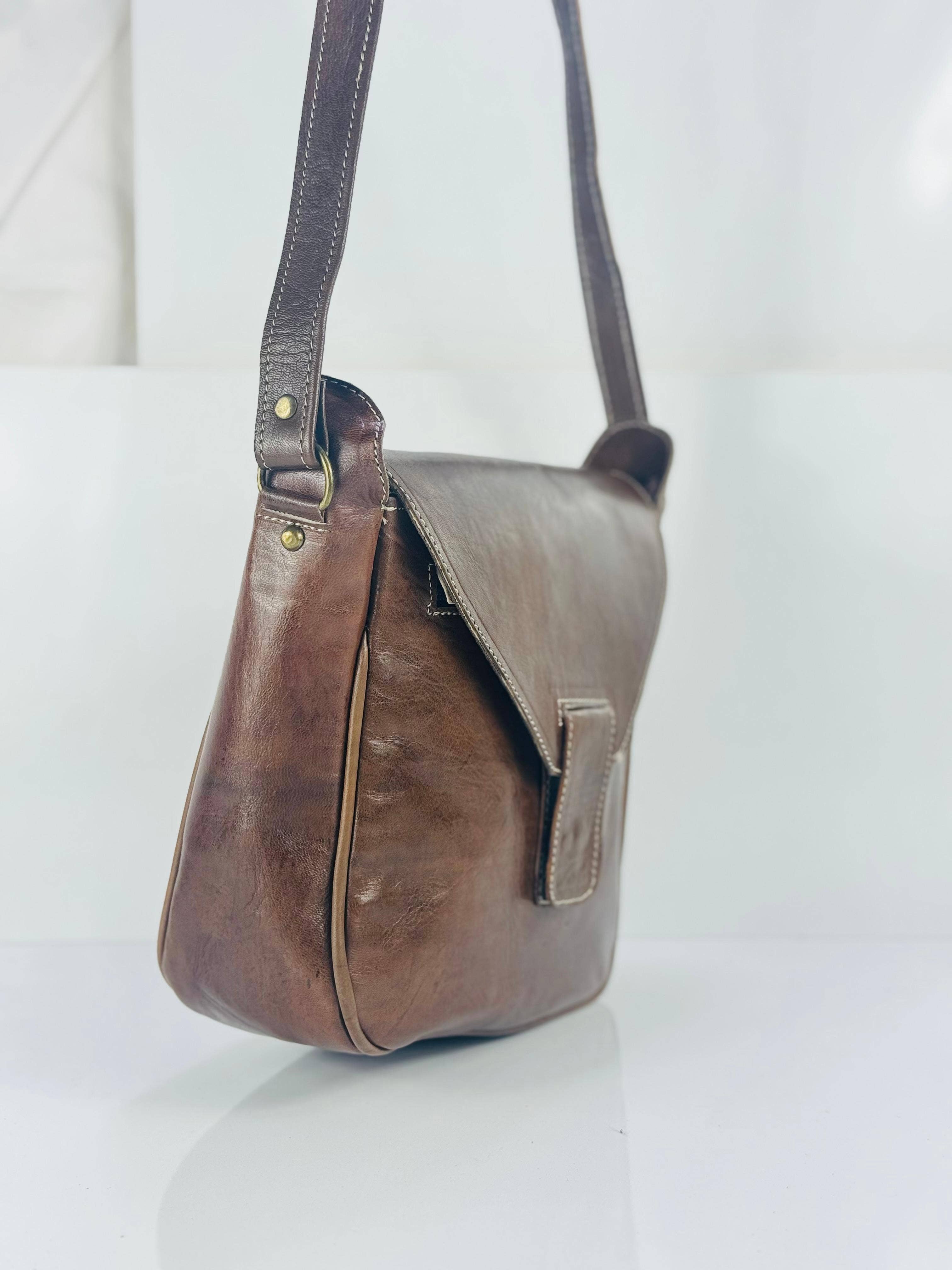 HandmadeBestSeller - Wholesale Crossbody Bag - Women's - Handcrafted Moroccan Leather Crossbody Bag18