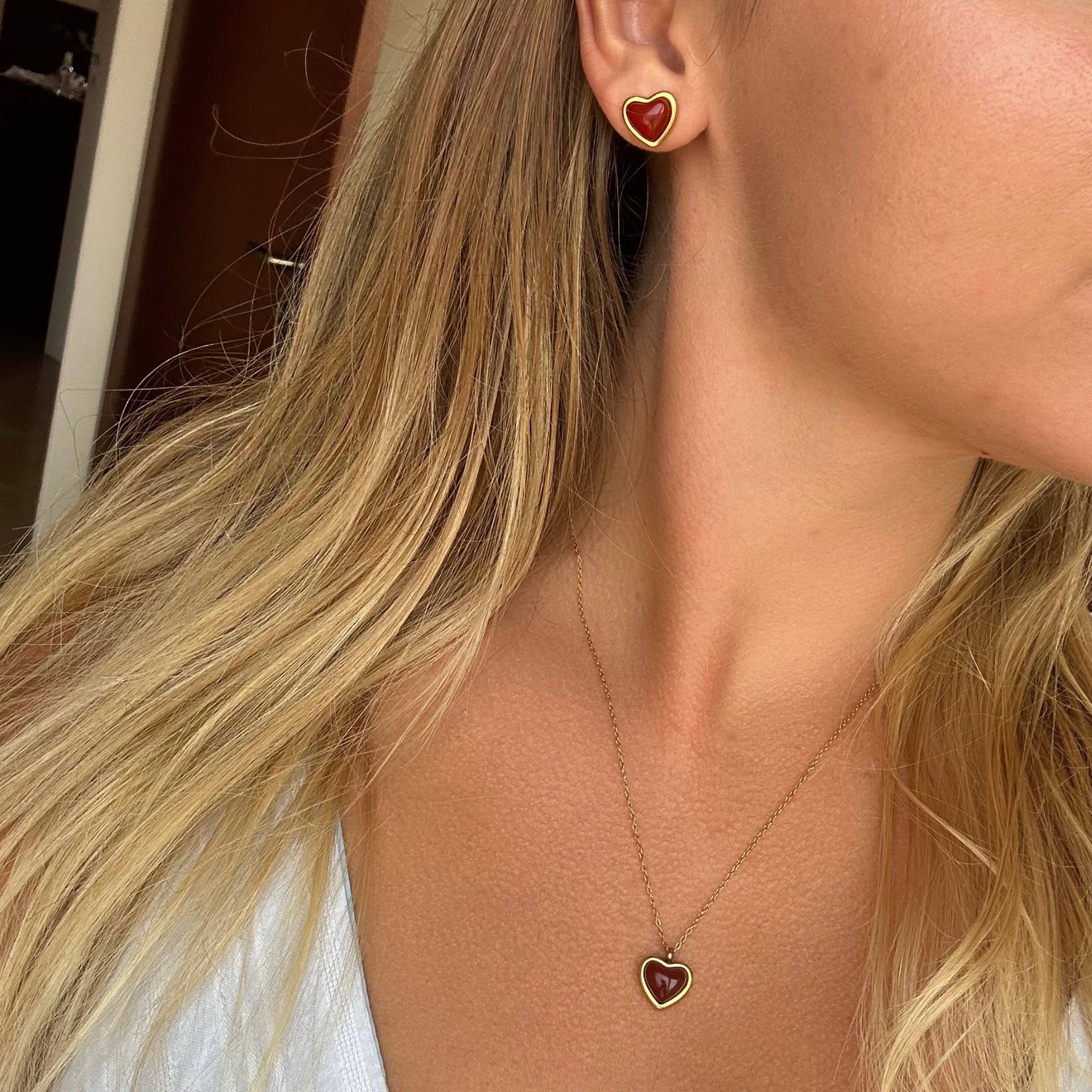 LilAryenne | Jewelry & Suncatchers - Wholesale Pendant/Charm Necklace - Carnelian Heart Necklace - Stainless Steel Crystal Gift Jewelry3