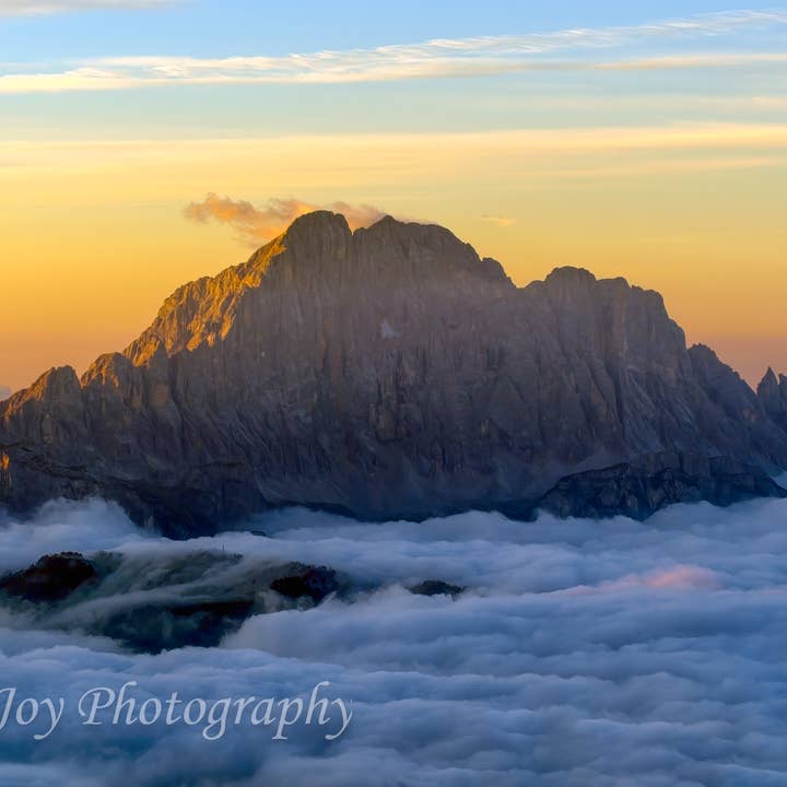 Cima nuvolosa per la vendita all'ingrosso da parte di Erica Joy Photography