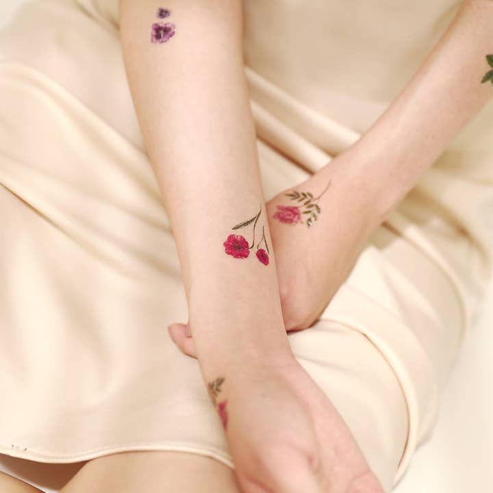 PAPERSELF - Wholesale Temporary Tattoo - Flowers and Berries Temporary Tattoos Stickers