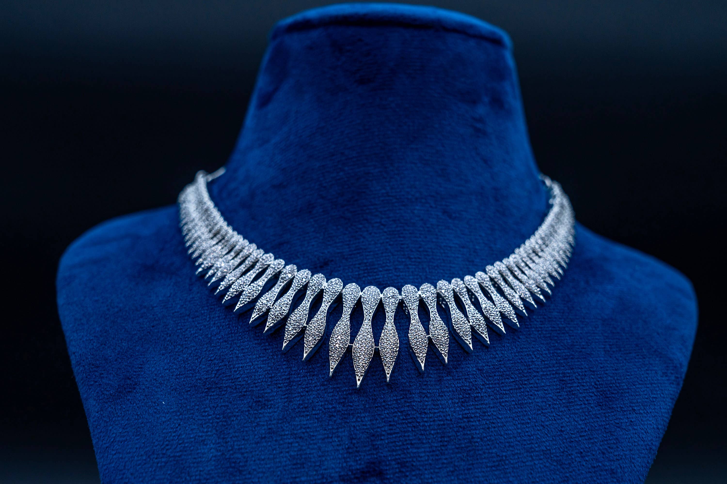 Vastrabhushan - Wholesale Jewelry Set - Marquise Cut Diamond Choker Statement Piece6