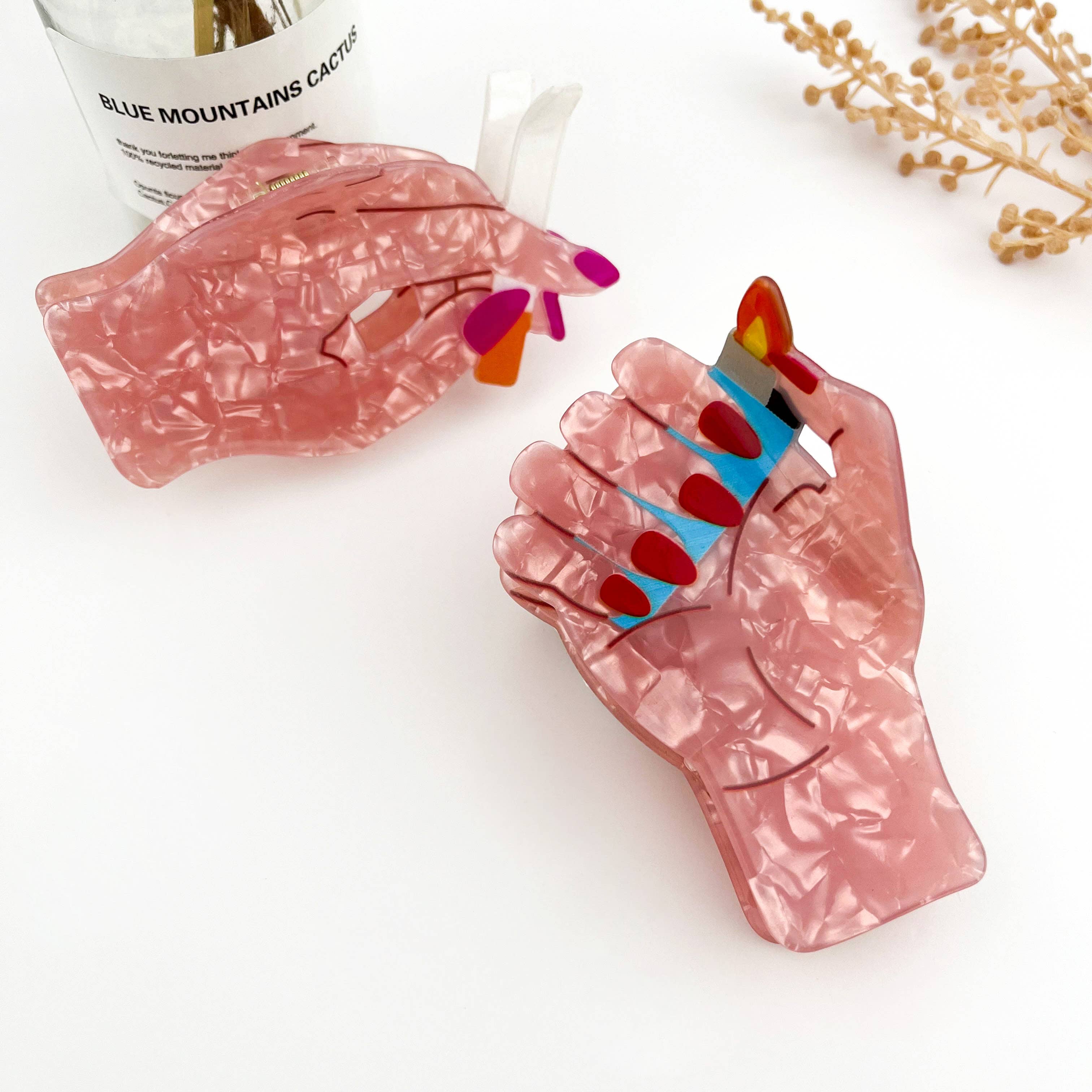 mildstyles - Wholesale Hair Clip - Women's - 🚬 Smoking Hand Hair Claw – Bold PVC Graphic Clip 😎
2