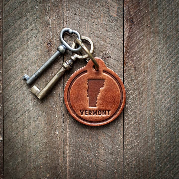 Sugarhouse Leather - Wholesale Keychain - Unisex - Vermont Leather Keychain Circle